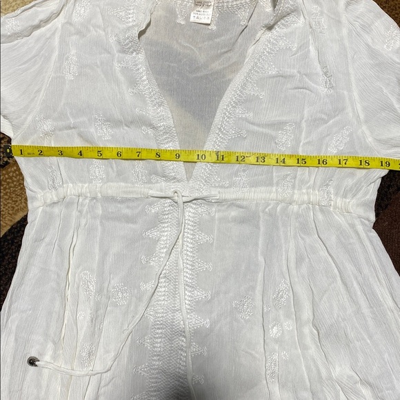 Urban Mangoz Embroidered Tunic Size Large - Picture 7 of 7